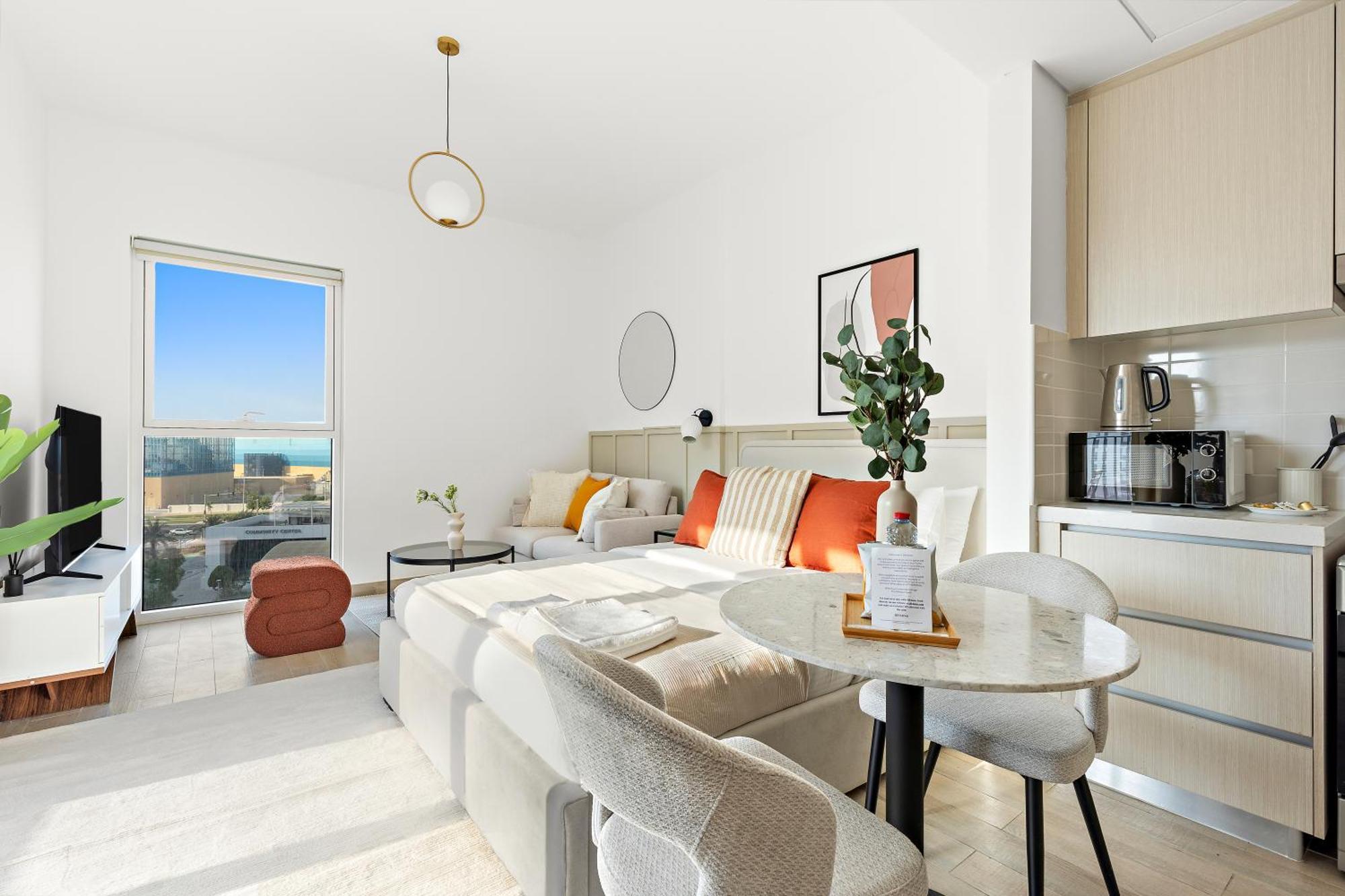 Stylish In Yas Island's Prime Location Apartment